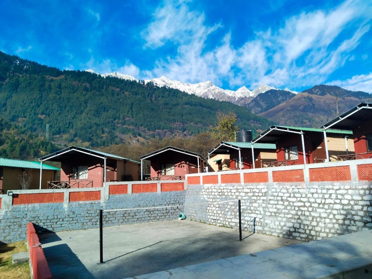 Flora Hills View Hotel Manāli Buitenkant foto